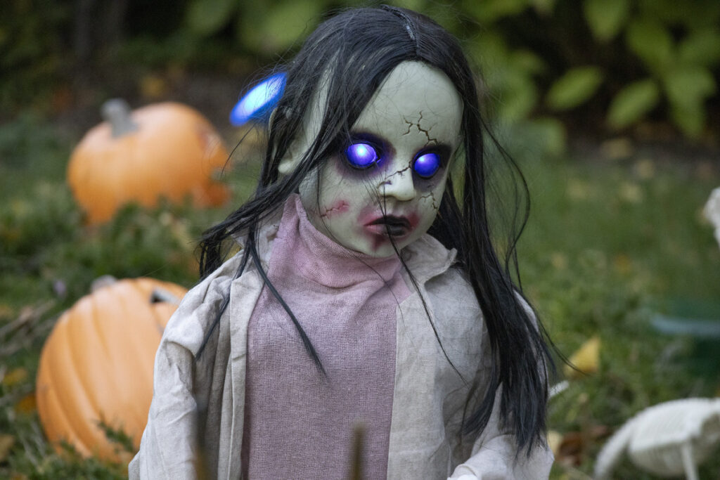 Make-up Winkel -Make-up Winkel Allison Treanor Spooky vs Scary 1 1024x683 1